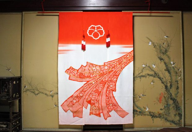 使うのはたった一度きり！ 加賀藩の婚礼文化「花嫁のれんくぐり」を体験してみました