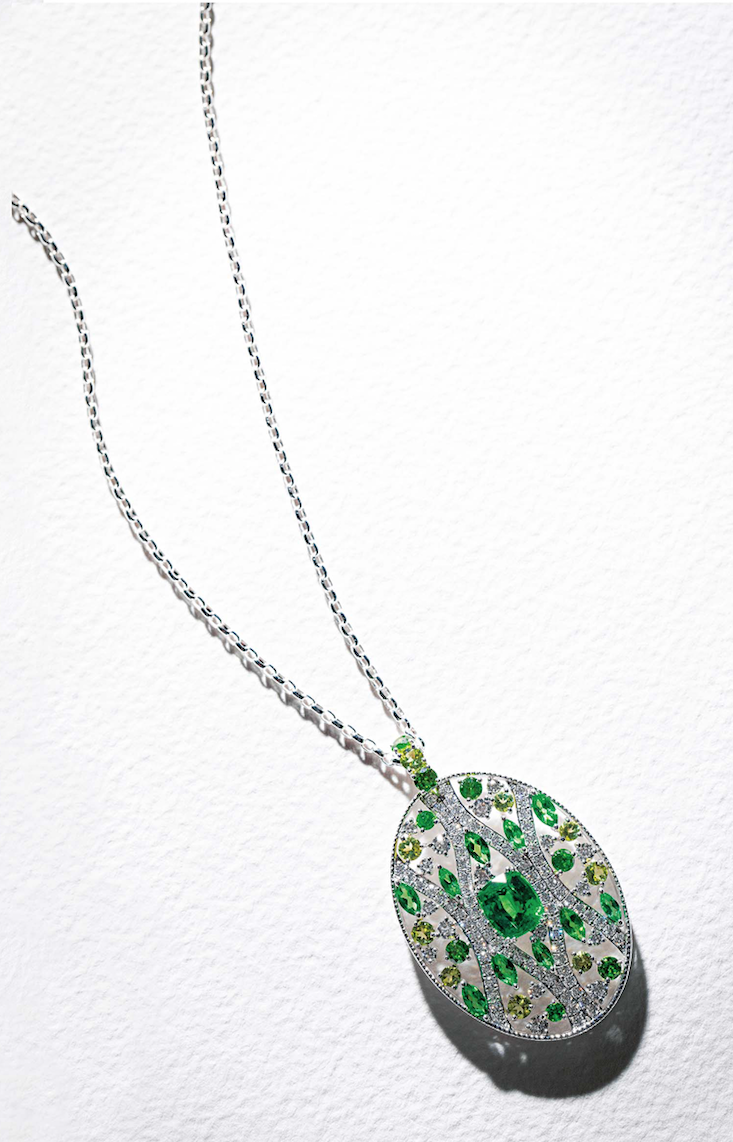 鮮麗な宝石と洗練のデザインで描く美しき“神秘の庭園” ｜ 和樂web 美の  