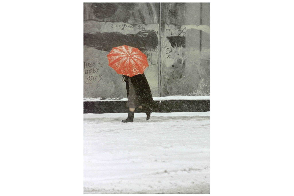 ソール・ライター《赤い傘》